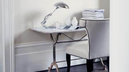 Cảm giác yên bình và tự chủ với màu trắng tối giản  