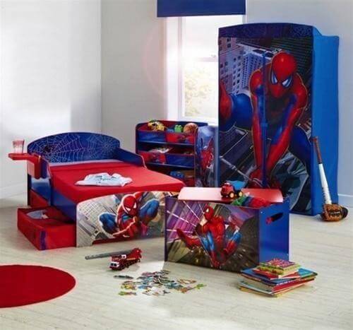 Các trang trí phòng cho bé trai theo sở thích với siêu nhân nhện độc đáo