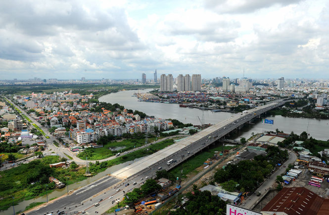 Xây dựng nhiều thành phố chuyên đề