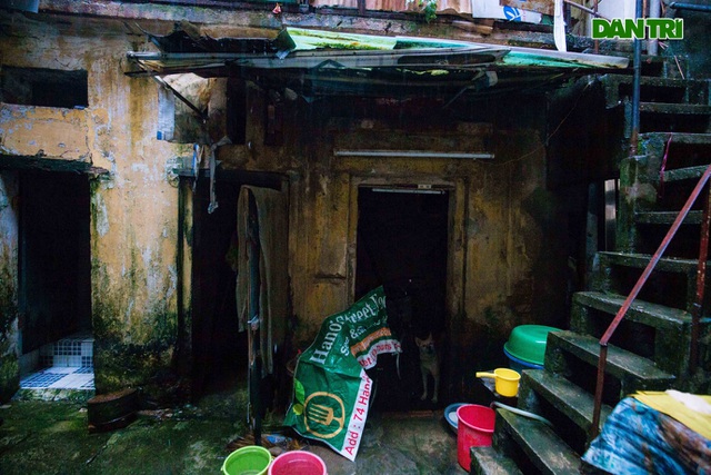 Cuộc sống bên trong những căn nhà “khổ nhất” phố cổ Hà Nội - 6