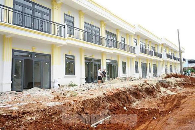 Nhiều công trình kiên cố vi phạm bị tháo dỡ  - Ảnh 2.