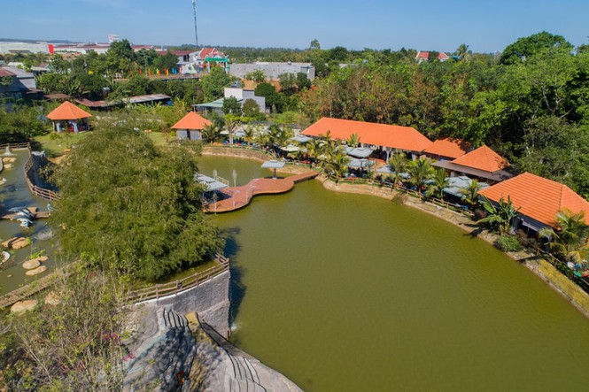 Đồng Nai: Biến nhà ở riêng lẻ thành khu du lịch 'khủng' không phép - ảnh 1