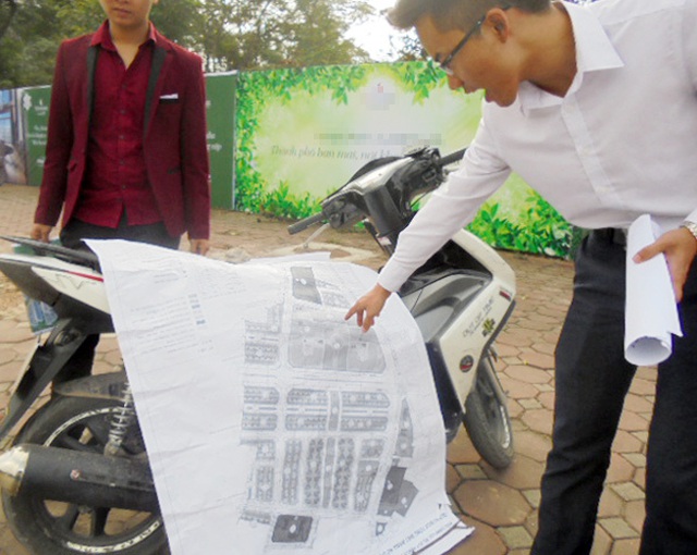 Đồn nhau đổ tiền vào miếng đất hoang: Người đổi đời lừa kẻ trắng tay - 2