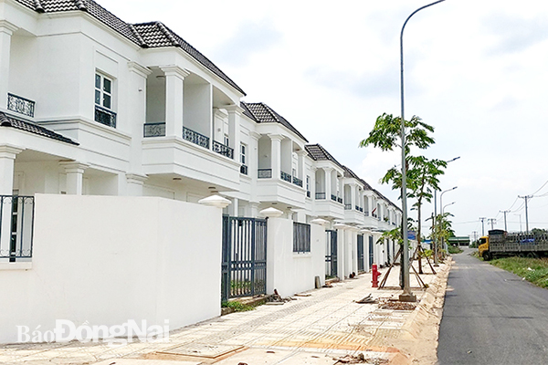  Huyện Nhơn Trạch là nơi có nhiều dự án bất động sản lớn được triển khai xây dựng. Ảnh:K. Minh