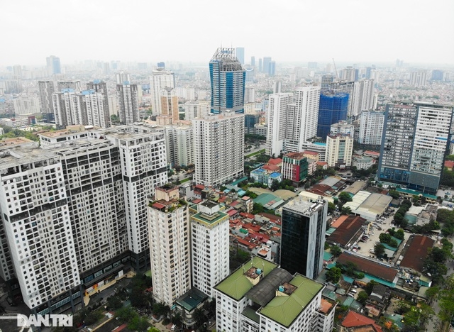 choang ngop rung cao oc chen chuc tren doan duong dai gan 1km o ha noi