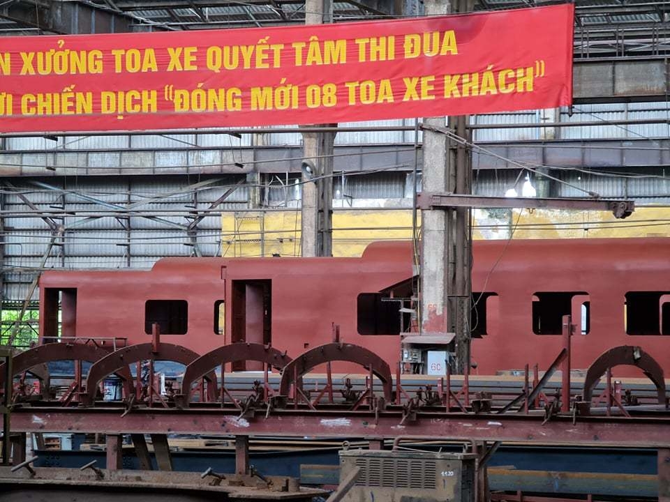 ben trong khu dat vang duong sat o ha noi bi de nghi cuong che thue