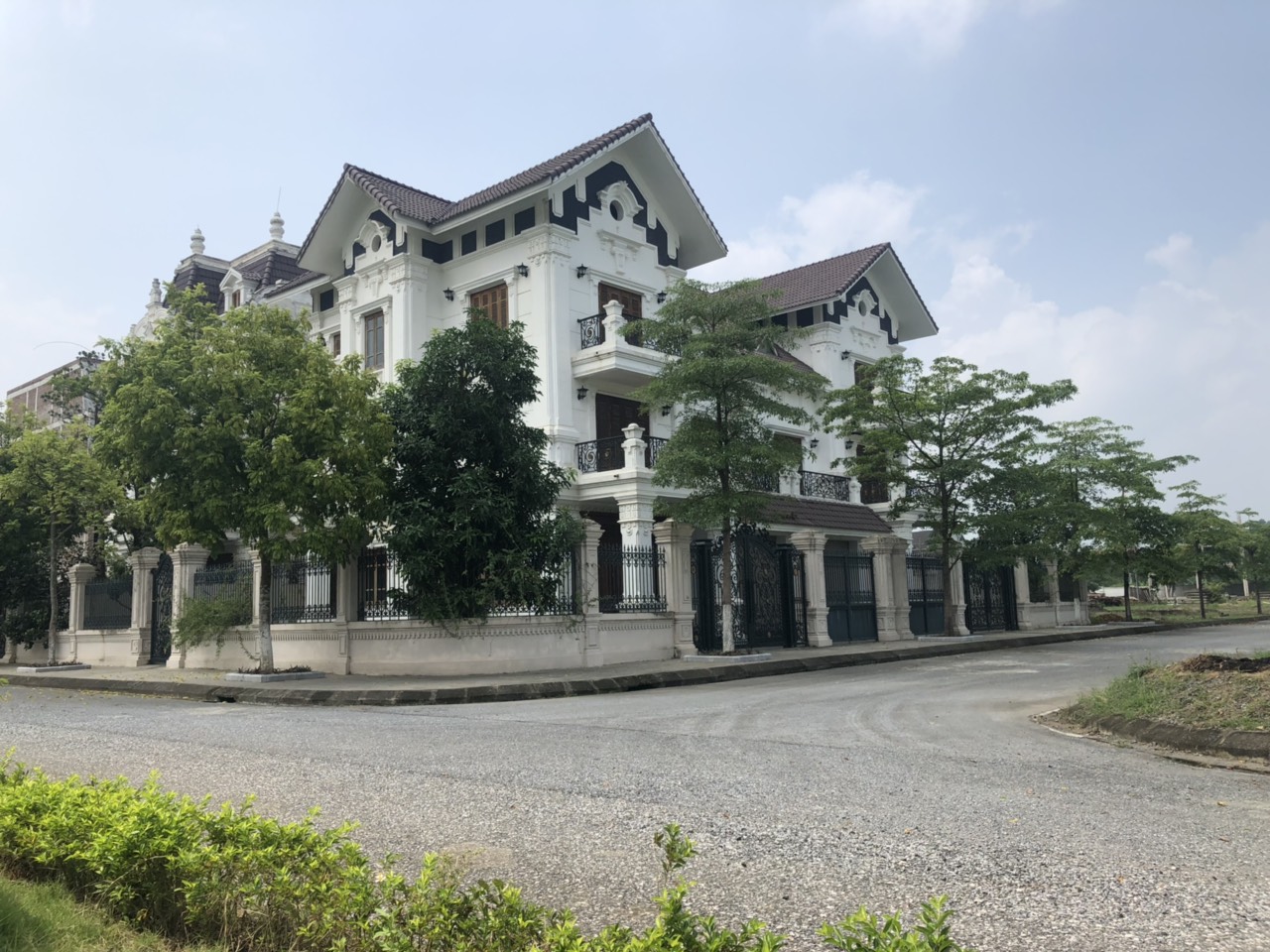 hình ảnh thực tế biệt thự