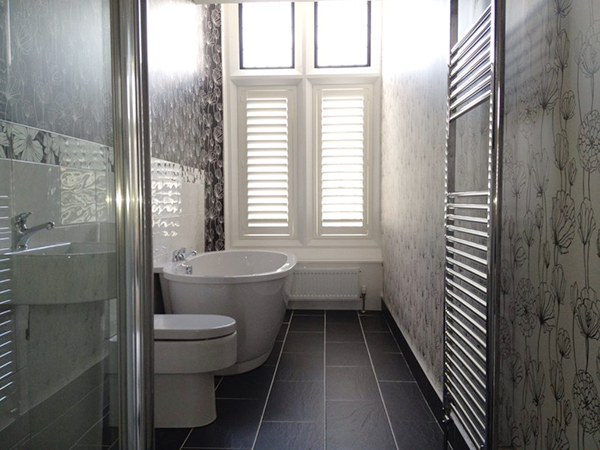 Cửa chớp nhà vệ sinh