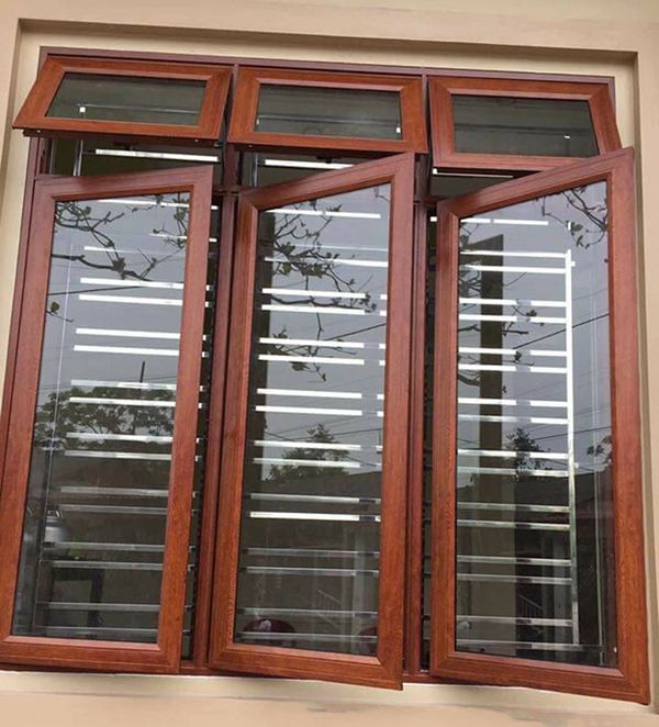 Cửa sổ nhôm kính 3 cánh mở quay