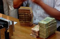 Nhà băng nới tín dụng địa ốc nhưng áp lãi suất cao 