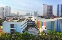 Lạc trôi trong ngôi trường xanh ở Hà Nội