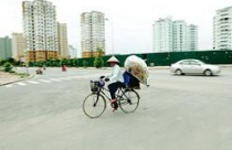 Phát triển &quot;nóng&quot; đô thị: Xé quy hoạch, vượt tầm quản lý 