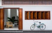 Những lỗi lớn trong phong thủy cửa sau nhà