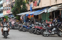 Đề nghị giảm phí giữ xe chung cư hạng III, IV