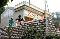 Chọn tranh đá phong thủy theo tuổi dễ phát tài phát lộc