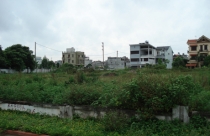Hàng trăm ha đất dự án bị bỏ hoang