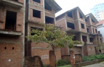 Không khả thi khi đánh thuế biệt thự bỏ hoang