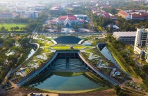 Nông trại trên nóc cao ốc ở Thái Lan