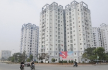 Nhà tái định cư “xích gần”… nhà thương mại