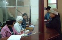 Công chứng các hợp đồng giao dịch đất đai: Bỏ hay giữ?