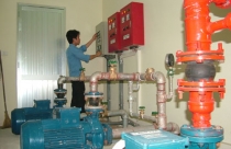 Dịch vụ nhà chung cư: Bỏ hay giữ giá trần?