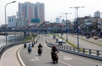 Bệnh thành tích và thói ”làm liều”