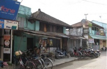 Phố cổ Bao Vinh đang dần biến mất