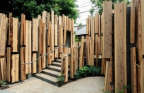 Nhà vệ sinh công cộng đặc biệt bằng gỗ tuyết tùng ở Tokyo