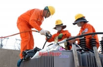 Thúc đẩy phát triển KT-XH - góc nhìn từ hạ tầng điện lưới
