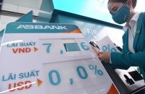 Lãi suất tiền gửi những tháng cuối năm có thể giảm thêm
