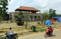 Thừa nhận sai sót xây dựng không phép ở bờ sông An Cựu