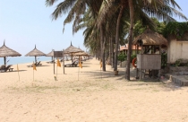 Bị phạt vì tự ý chiếm bãi biển