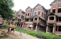 Đánh thuế biệt thự bỏ hoang: Chỉ đại gia phải chịu!