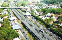 Thu phí cao tốc do Nhà nước đầu tư: Cần thiết nhưng phải phù hợp