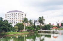 Tòa nhà triển lãm đồ sộ ở Lâm Đồng 'phớt lờ' kế hoạch bảo vệ môi trường