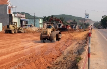 Kiến nghị dùng tiền giải phóng mặt bằng đền bù nhà dân bị rung, nứt