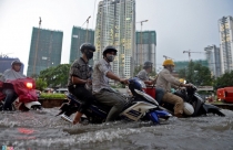 Siêu dự án chống ngập 'đắp chiếu' vì thiếu một chữ ký