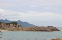 Không sử dụng đất quốc phòng, an ninh để góp vốn bằng quyền sử dụng đất thực hiện hợp đồng liên doanh, liên kết