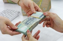 Thưởng tết ngân hàng 'kẻ ăn không hết người lần chẳng ra'