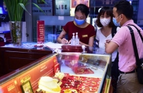 Biến động trồi sụt, có nên đầu tư vàng thời điểm này?