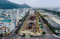 Công trình nghìn tỷ giữa phố xây không phép, lãnh đạo nói không biết