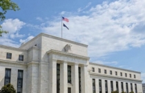 FED tiếp tục duy trì lãi suất ở mức gần 0%