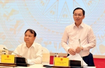 Kiểm soát tín dụng, quản lý chặt việc cấp đất trước tình trạng sốt đất