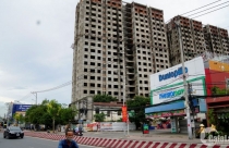 Khối bê tông hơn 2.300 tỉ đồng bán mãi không ai mua
