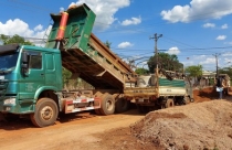 Xử phạt 146 triệu đồng đối với doanh nghiệp khai thác đất lậu để thi công đường