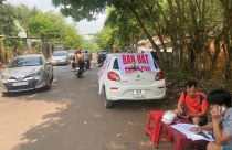 Siết phân lô bán nền, giá đất vẫn trên trời