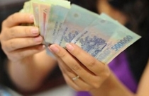 Tiền gửi vào ngân hàng giảm kỷ lục, tiền đang ‘chảy’ vào đâu?