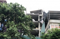 Công trình thi công trong thời gian giãn cách xã hội tại Hà Nội khiến người dân bức xúc