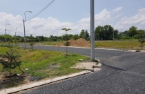 Đất nền, nhà phố khó bán