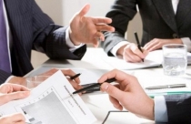 Nhà đầu tư 'tiến thoái lưỡng nan' vì quy định